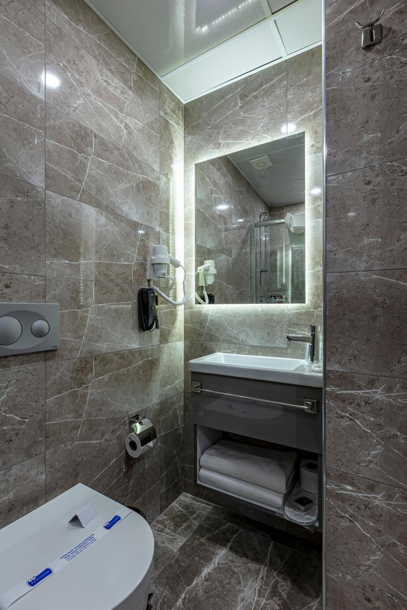 Grand Hamit By Karadayi Airport Hotel Arnavutkoy Kültér fotó