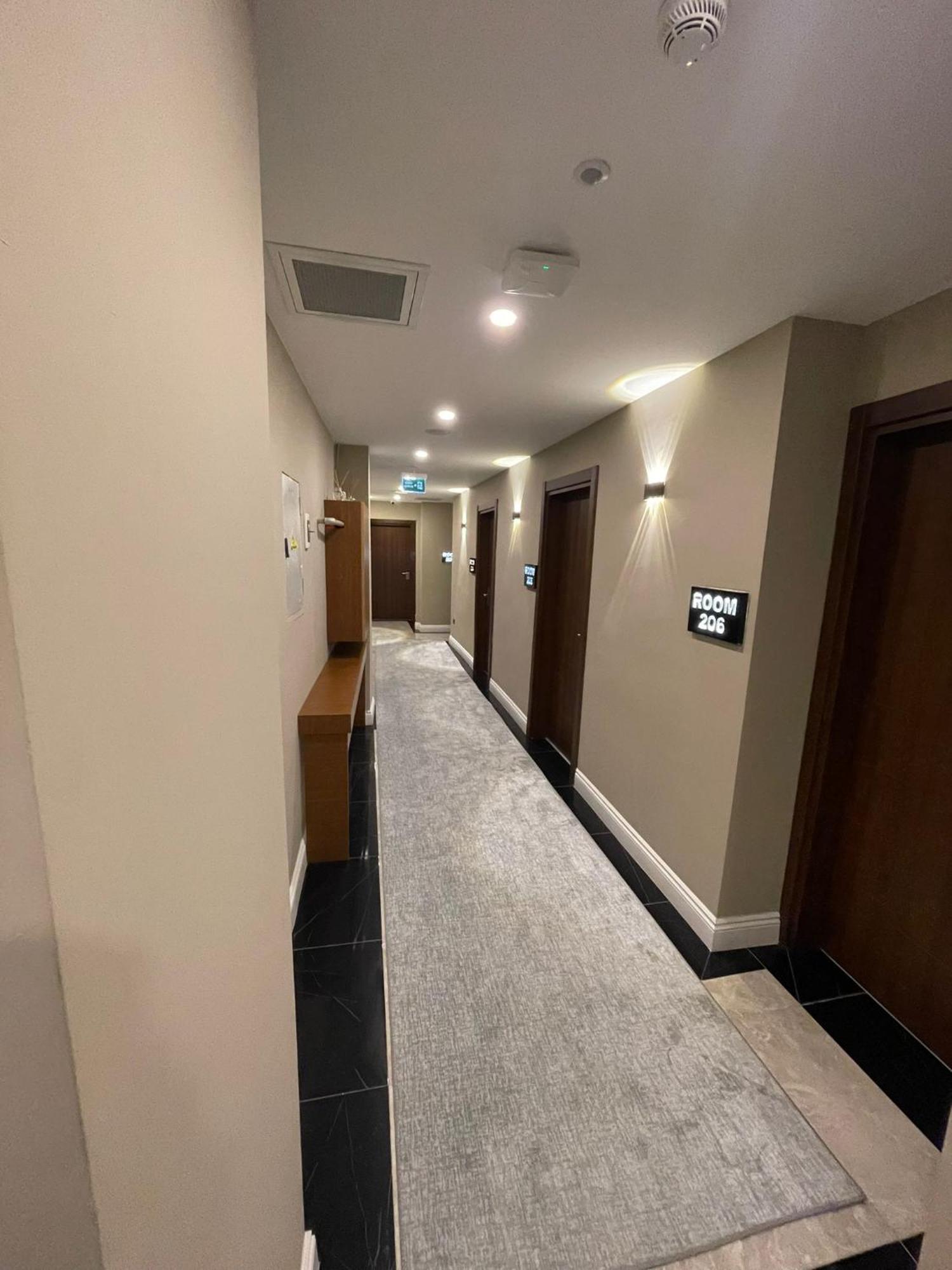 Grand Hamit By Karadayi Airport Hotel Arnavutkoy Kültér fotó