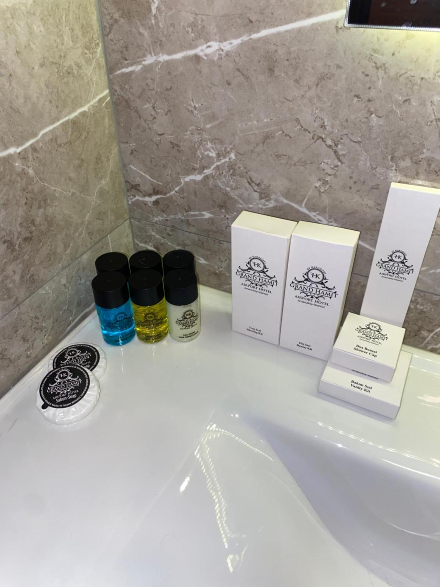 Grand Hamit By Karadayi Airport Hotel Arnavutkoy Kültér fotó