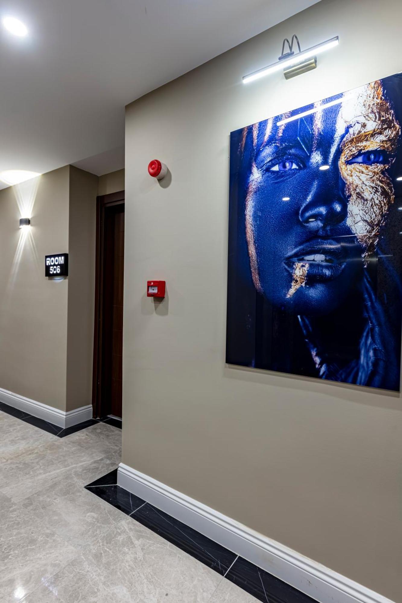 Grand Hamit By Karadayi Airport Hotel Arnavutkoy Kültér fotó